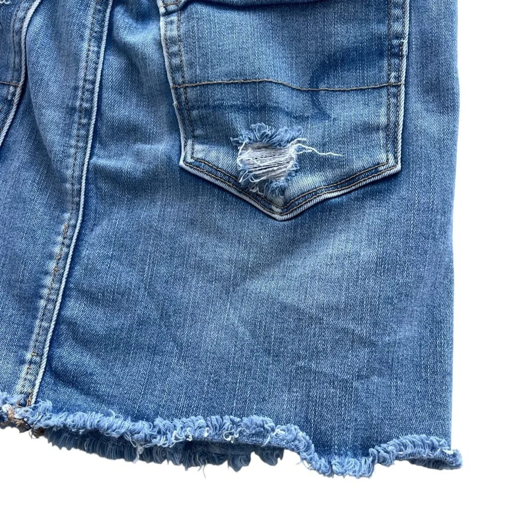 American Eagle Women’s 4 Light Wash Hi-Rise Mini Next Level Stretch X Jean Skirt